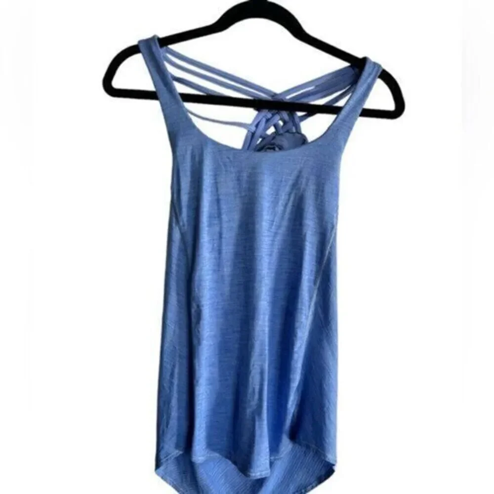 EUC - Lululemon Women’s Periwinkle Tank Wild Pattern Built in Bra Open Back Sz 4
